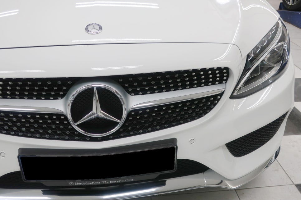 벤츠 C200 COUPE 앞 시공 후 3