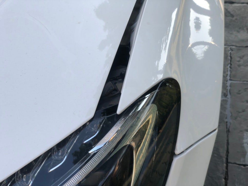벤츠 C200 COUPE 앞 시공 전 3