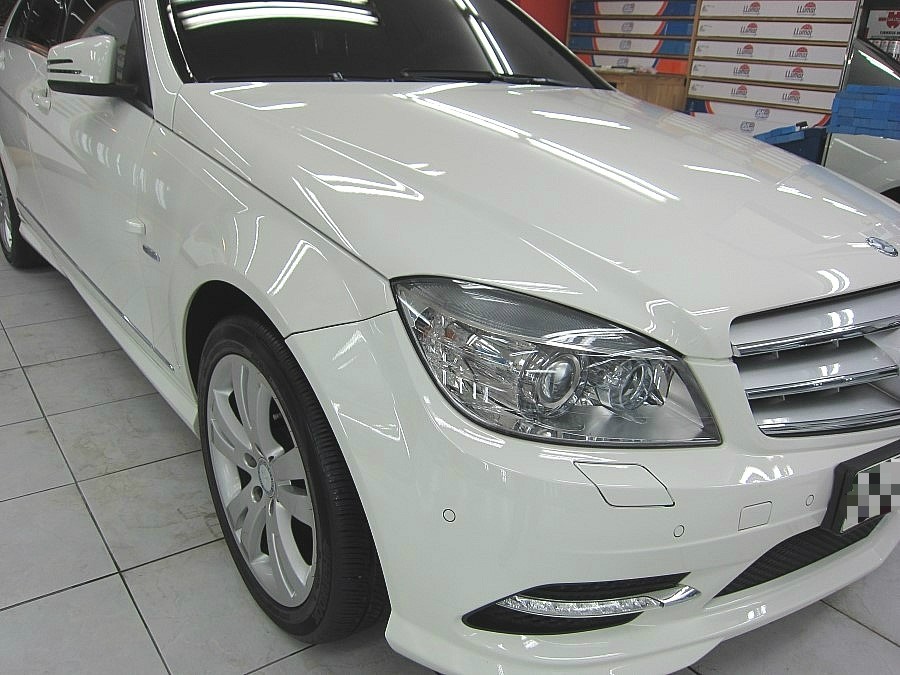 벤츠 C200 판금·도색 시공 사진