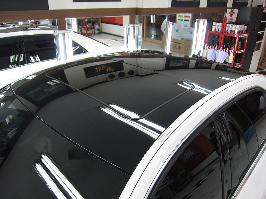 벤츠 E200 스킨 상세 부위 1