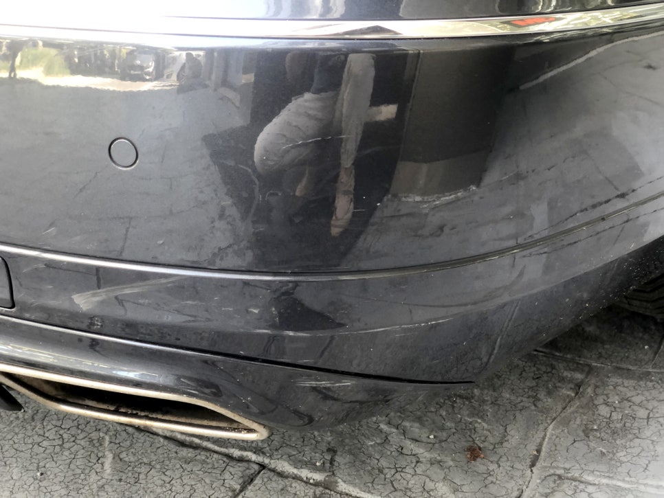 벤츠 E250 CDI 범퍼 시공 전 3