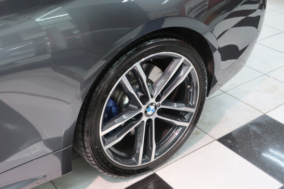 BMW 430I CONVERTIBLE 광택 유리막코팅 시공 후 4