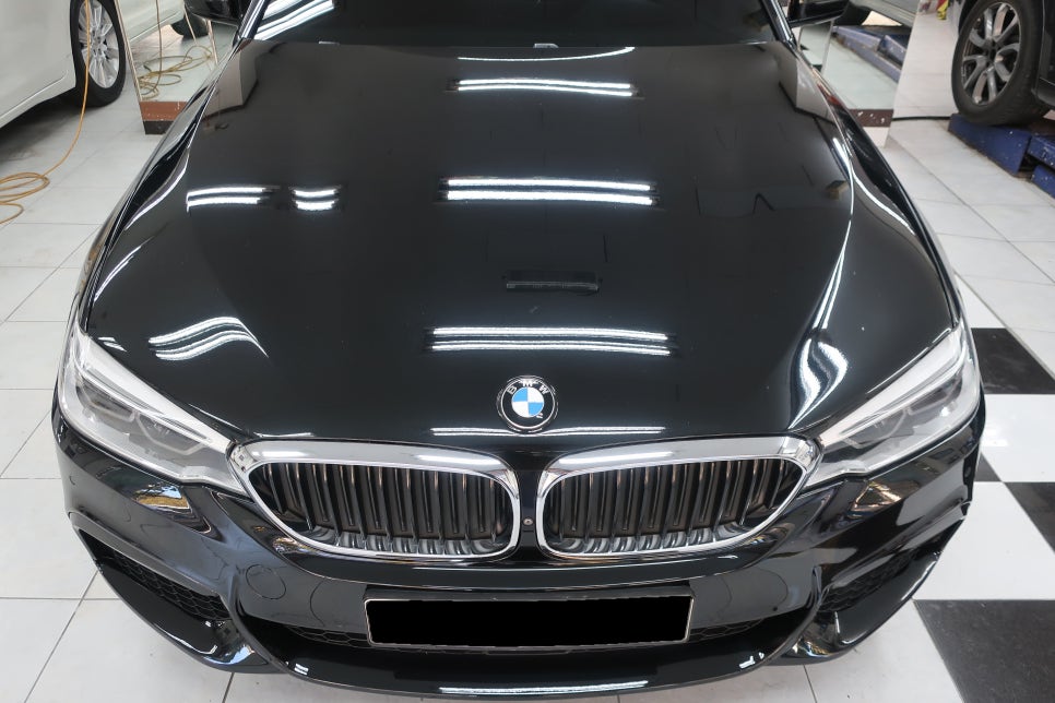 BMW 520D 범퍼 상세 부위 2