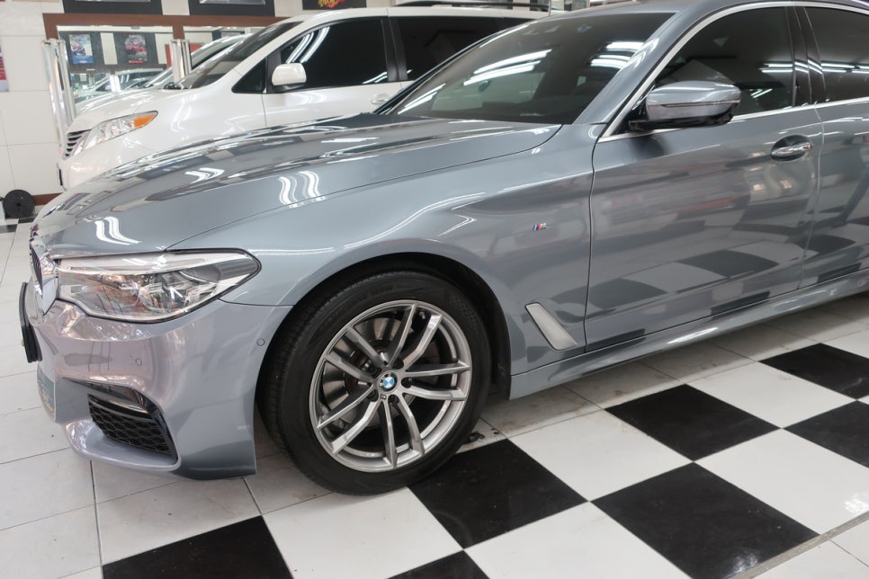 BMW 520D 범퍼 시공 후 4