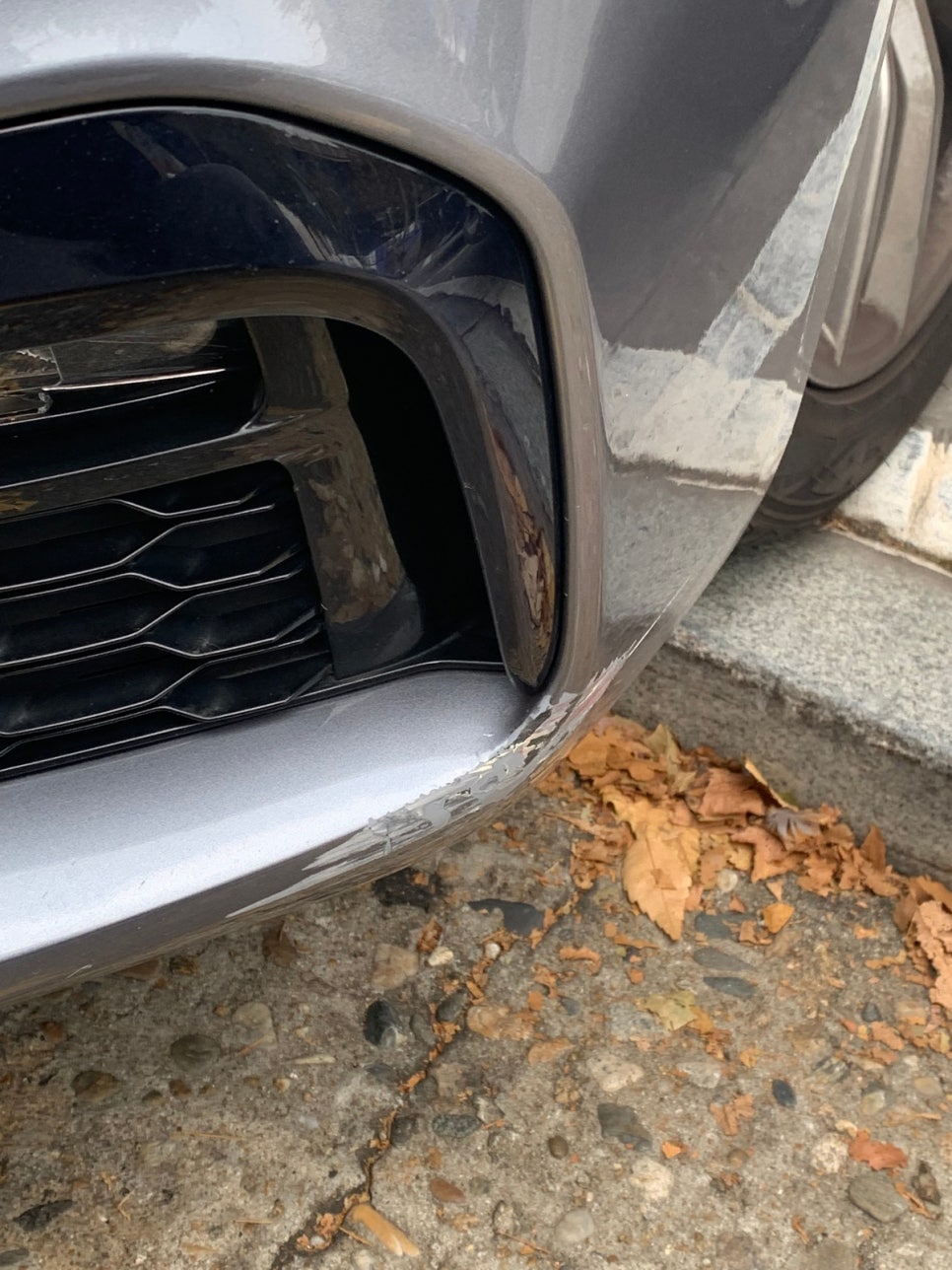 BMW 520D 범퍼 시공 전 3