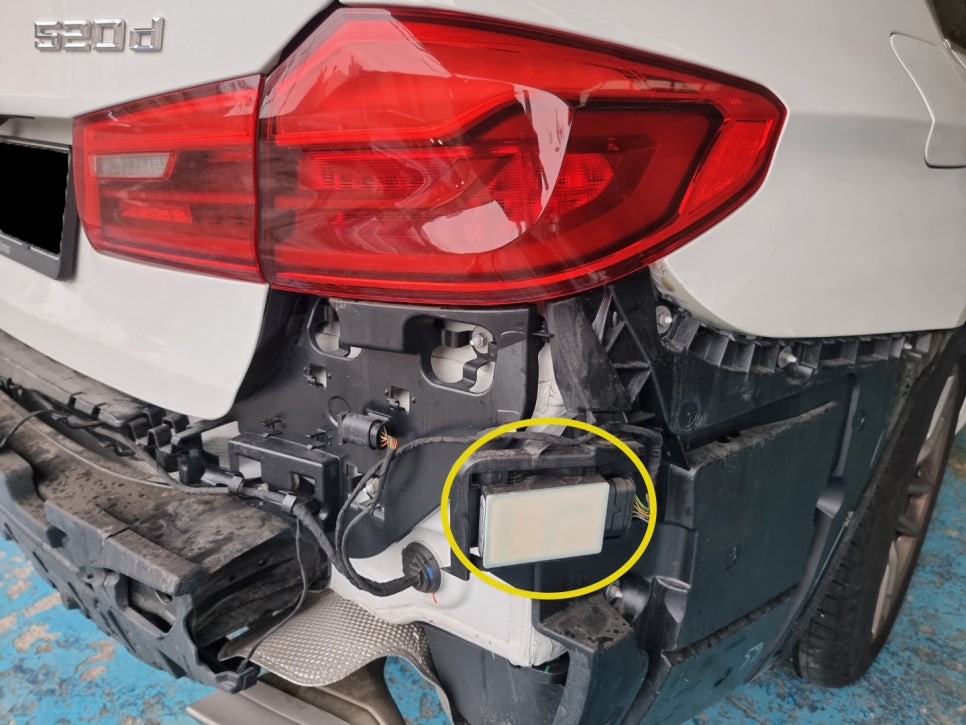 BMW 520D 뒤 범퍼 시공 과정 2