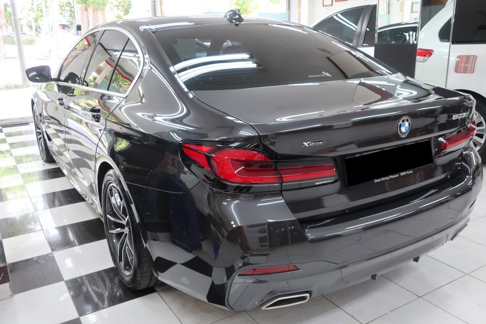 BMW 523D 범퍼 상세 부위 3
