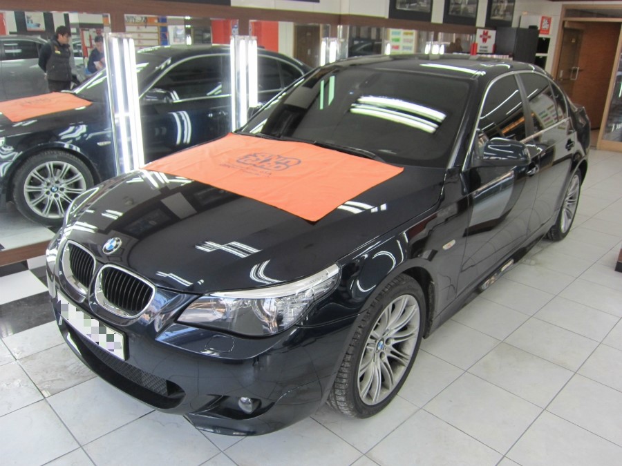 BMW 528i 전면유리 썬팅 시공 전 모습