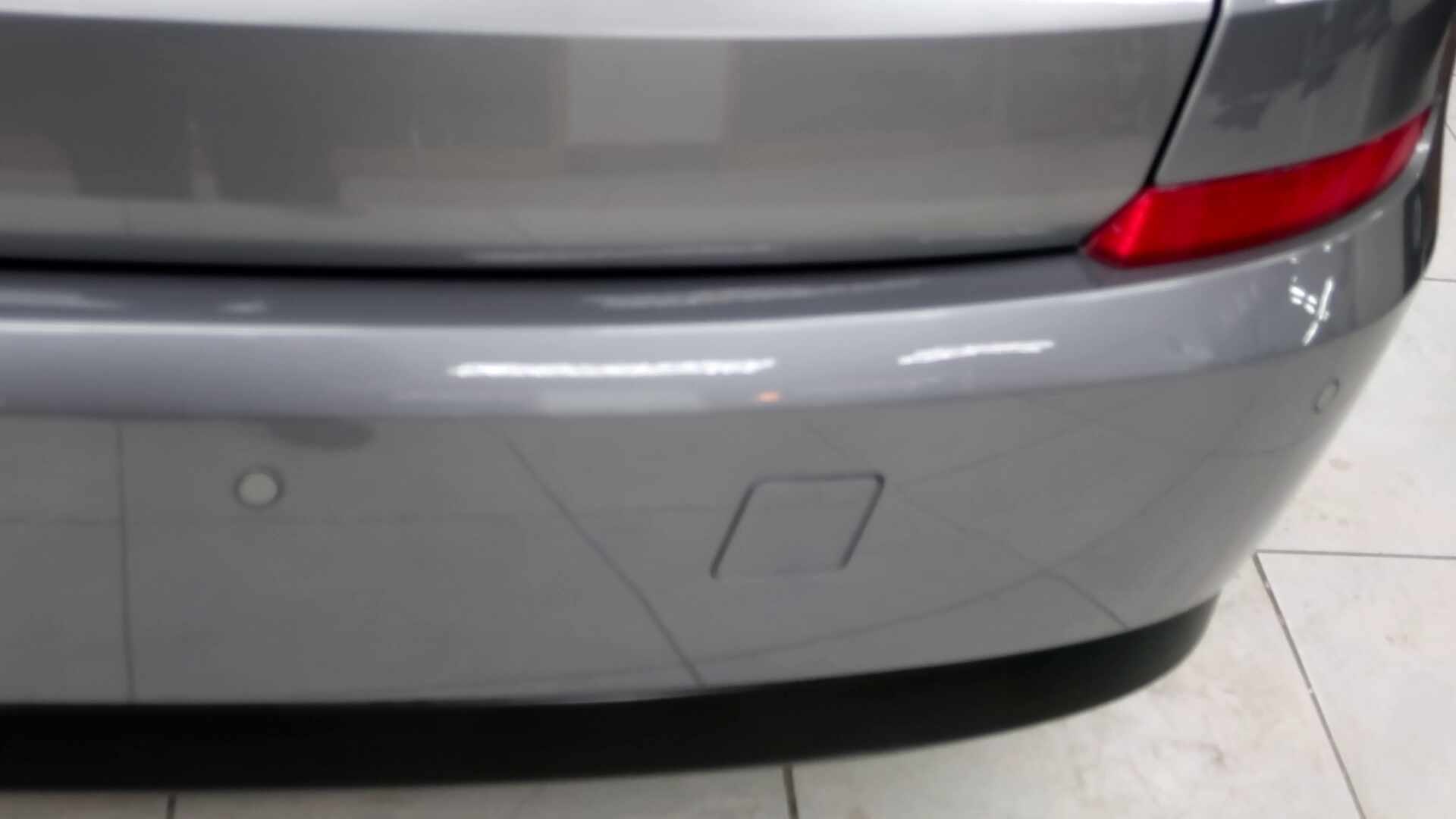 BMW 5GT 범퍼 상세 부위 1