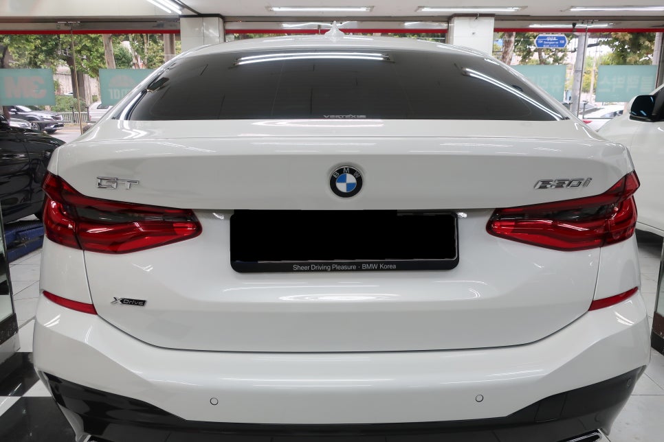 BMW 6GT 휠 상세 부위 3