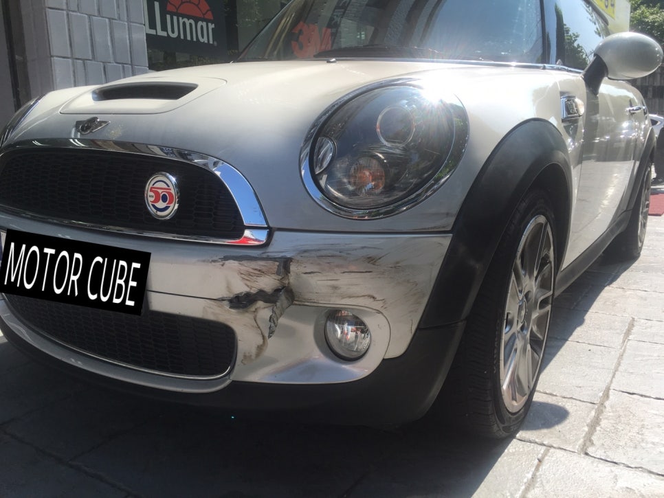 MINI 50 CAMDEN, 전면부 사고 손상 완벽 복원! 모터큐브의 정밀 한판 도색 시공 사례