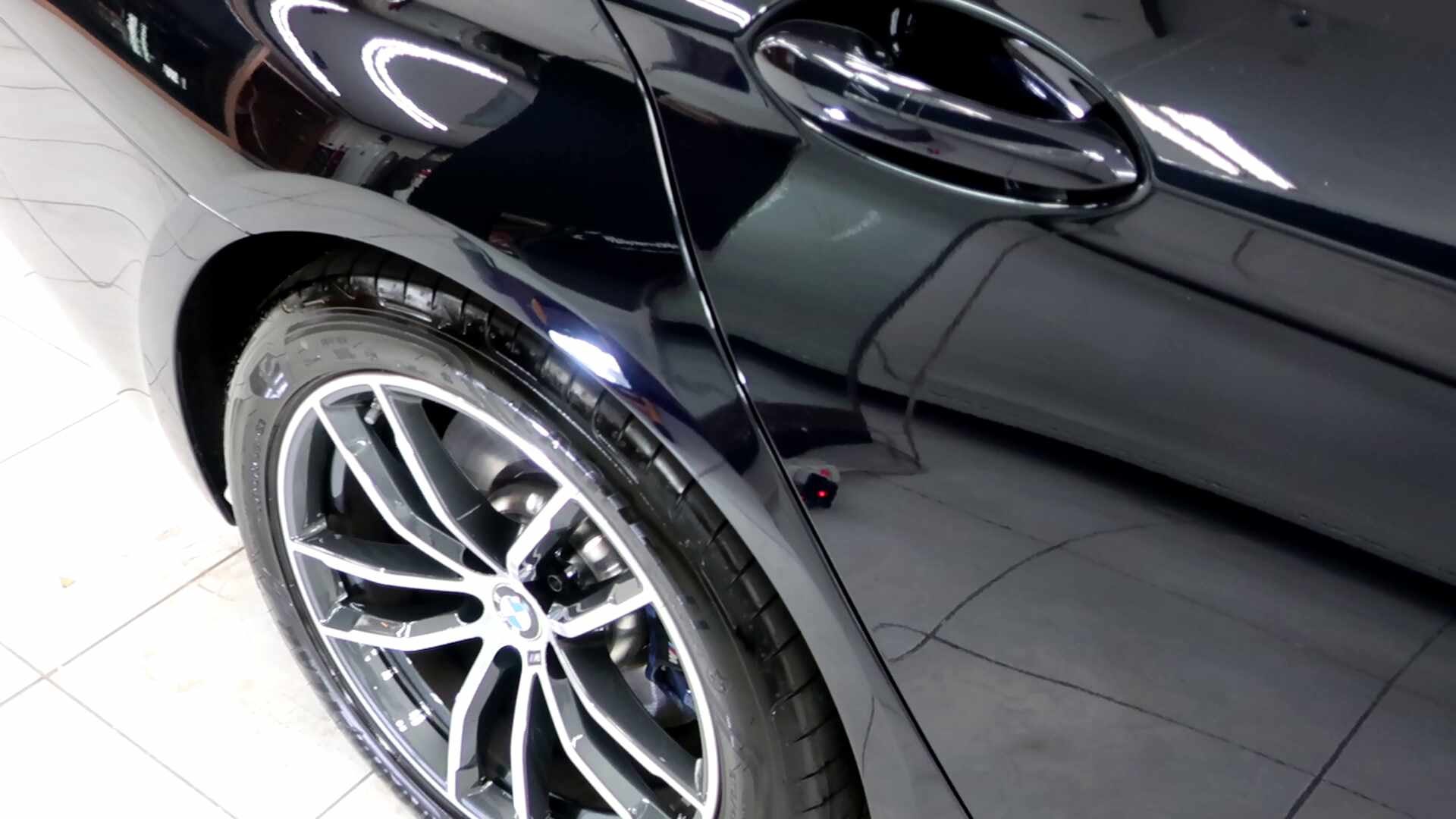 마포 서대문구 덴트 전문점 BMW 520i 펜더 판금  시공 전