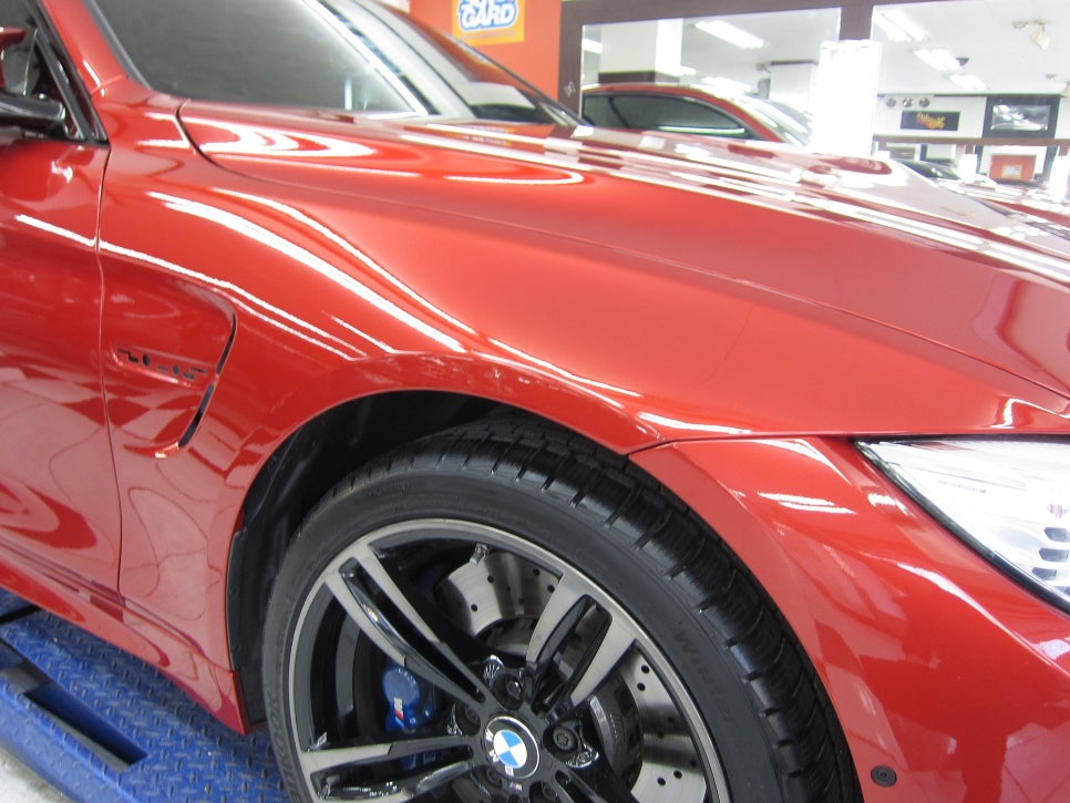 BMW M4 앞범퍼·앞휀다·헤드라이트 보험수리 완료 후