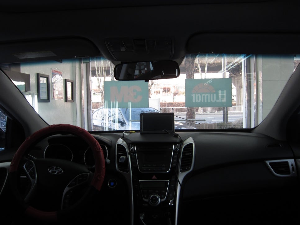 기아 K3 썬팅 전 앞유리 시공 전 상태