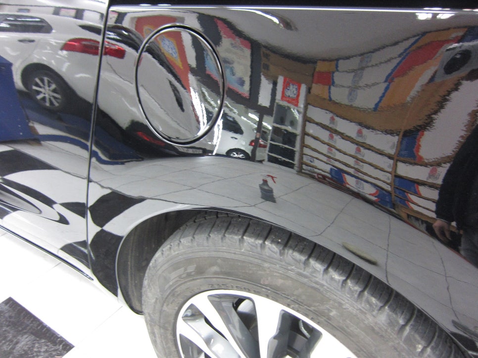 기아 카니발 뒤휀다 판금도색 완료 후