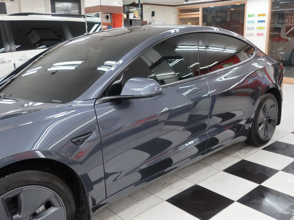 테슬라 MODEL3 도색 시공 후 10