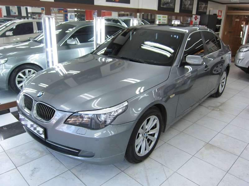 BMW 528i 판금·도색 작업 중 04
