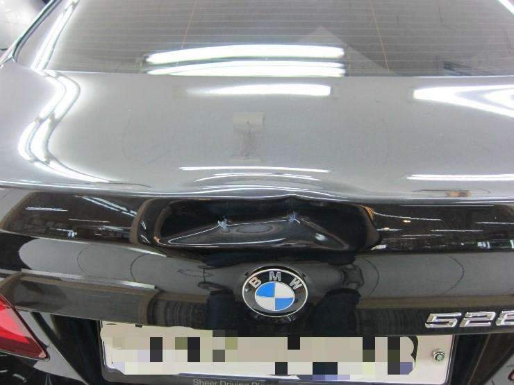 BMW 528i 트렁크파손 판금도색으로 완벽복원 되었네 시공 후