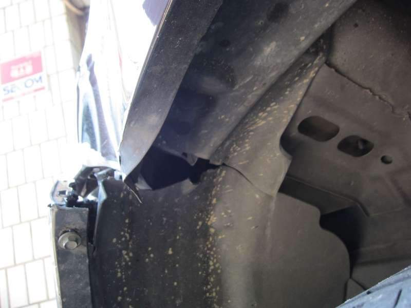 지프 컴패스 앞범퍼 앞휀다 판금·도색 시공 사진