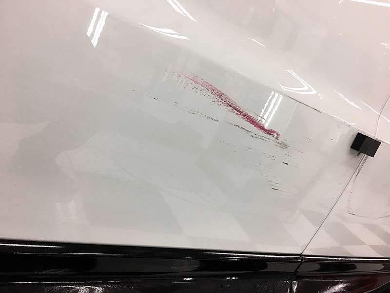 랜드로버 레인지 로버 스포츠 흠 판금·도색 작업 전 03