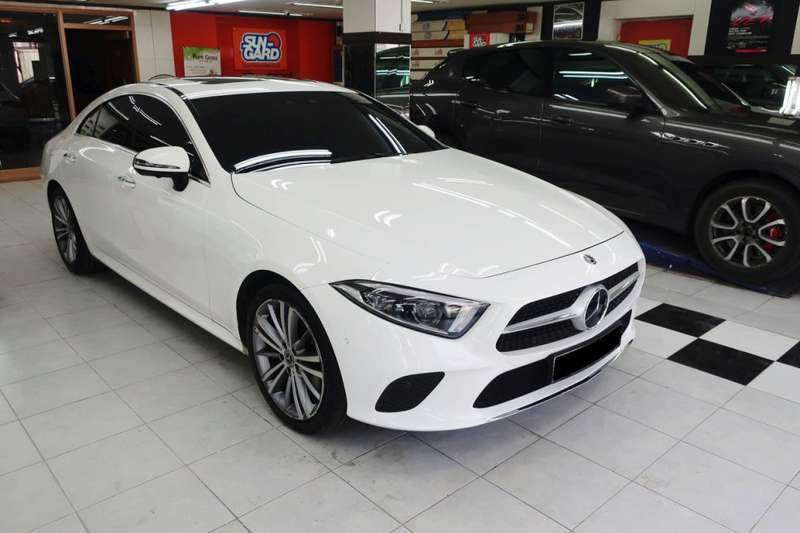 마포구 덴트 전문점 벤츠 CLS400d 앞, 뒤 범퍼  시공 전