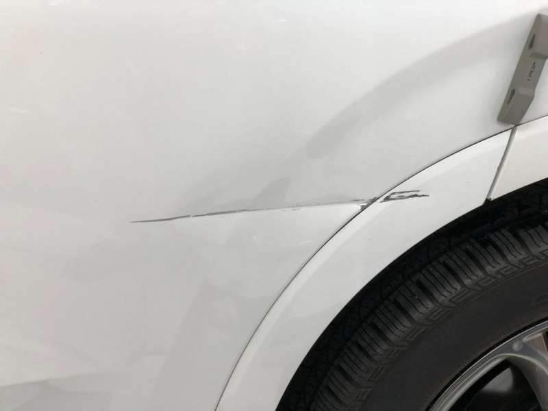 싼타페 덴트 시공 사진