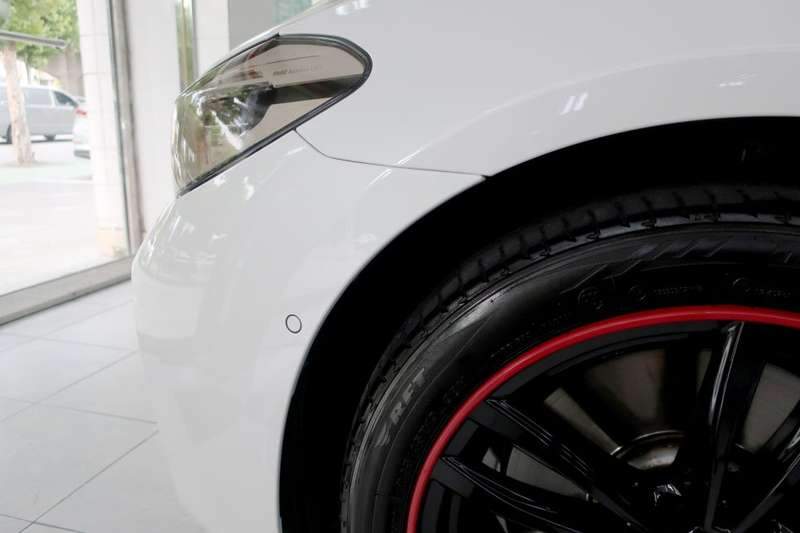 BMW 6GT 덴트 시공 사진