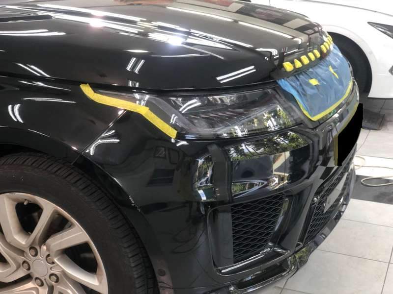 랜드로버 디스커버리 스포츠 광택 덴트 작업 전 05