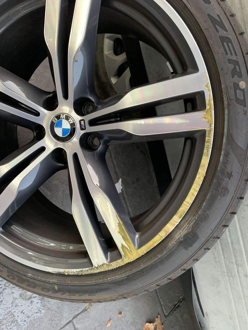 BMW 6 덴트 시공 사진