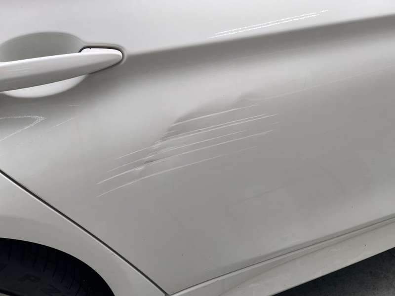 BMW 320d 덴트 시공 사진