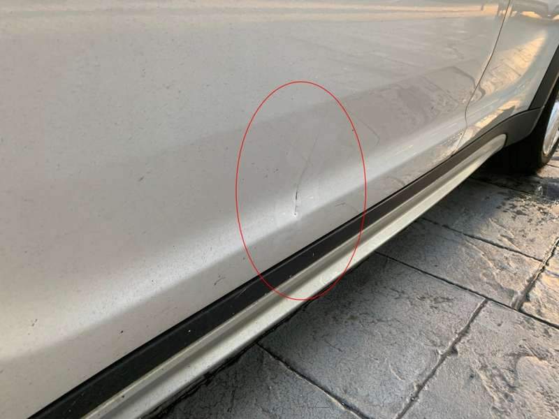  덴트 작업 전 03