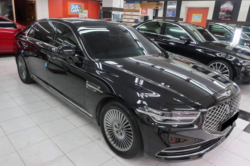 마포구 덴트 제네시스 G90 손상된 프런트 범퍼 판금  시공 후