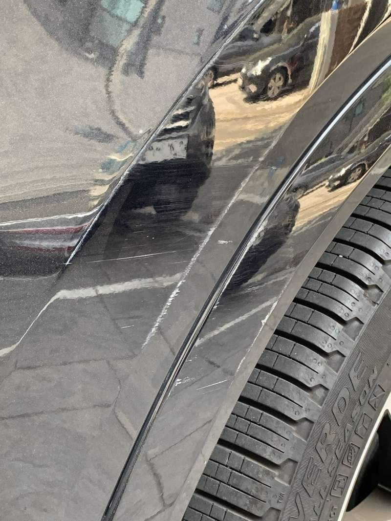 포르쉐 카이엔 덴트 시공 사진